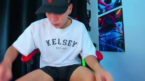 Snapshot of moises_23cm chatting on January 2025 02:00:02 PM moises_23cm online show from January 2025 02:00:02 PM