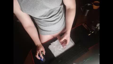 Snapshot of moisturizer777 chatting on January 2025 02:25:01 AM moisturizer777 online show from January 2025 02:25:01 AM