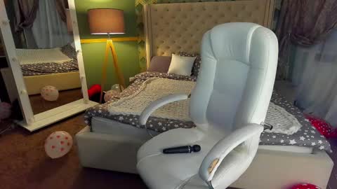 Rosa online show from February 2025 08:19:02 PM