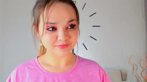 Snapshot of molliedeases chatting on October 2025 06:09:01 PM Kate online show from October 2025 06:09:01 PM