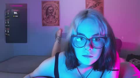 Molly Crow online show from December 2024 11:53:02 PM