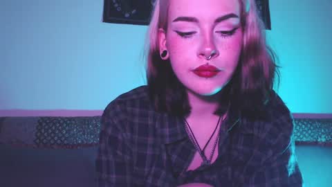 Molly Crow online show from February 2025 12:58:02 AM