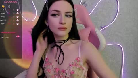 Snapshot of molly_crystall chatting on July 2026 02:36:02 AM Molly - online show from July 2026 02:36:02 AM