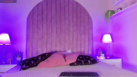 Molly Jackson online show from February 2025 12:39:02 PM