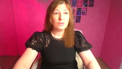 Molly online show from February 2026 12:44:02 PM