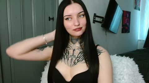 Lina online show from June 2026 09:37:01 AM