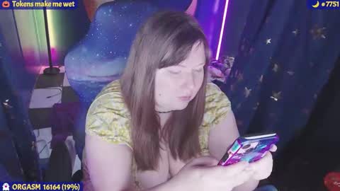 molly_moons online show from October 2025 09:02:02 PM