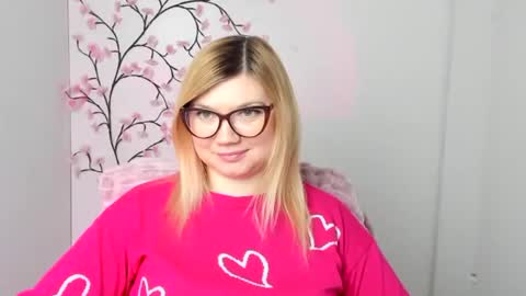 Molly online show from February 2026 12:42:02 PM