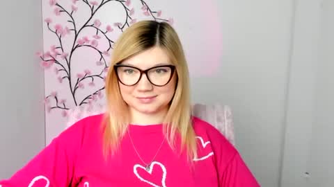 Molly online show from February 2026 12:37:01 PM