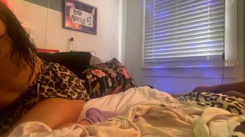 Snapshot of molly_theslut chatting on January 2025 04:08:01 PM molly_theslut online show from January 2025 04:08:01 PM