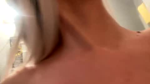 Snapshot of molly_theslut chatting on February 2025 02:50:02 AM molly_theslut online show from February 2025 02:50:02 AM