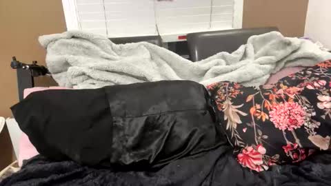 Snapshot of molly_theslut chatting on November 2025 08:59:01 AM molly_theslut online show from November 2025 08:59:01 AM