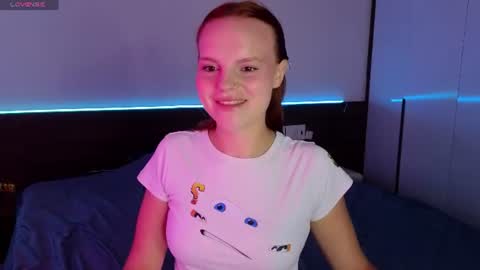 Snapshot of mollybossy chatting on July 2026 12:36:01 AM Molly online show from July 2026 12:36:01 AM