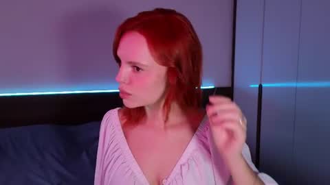 Snapshot of mollybossy chatting on July 2026 02:10:01 AM Molly online show from July 2026 02:10:01 AM