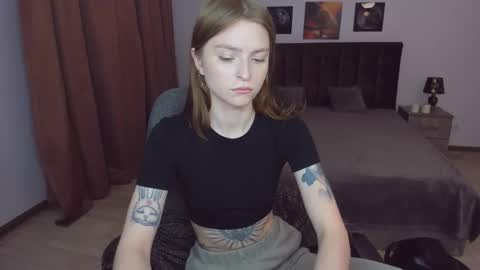 Snapshot of mollydangerous chatting on December 2024 12:59:02 PM Taisha online show from December 2024 12:59:02 PM