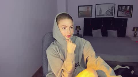 Snapshot of mollydangerous chatting on December 2024 07:01:01 PM Taisha online show from December 2024 07:01:01 PM