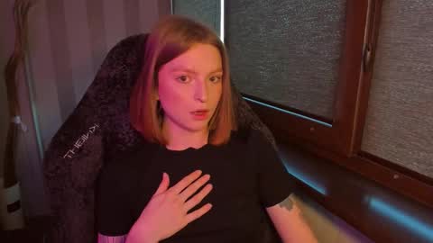 Snapshot of mollydangerous chatting on October 2025 04:52:01 AM Taisha online show from October 2025 04:52:01 AM