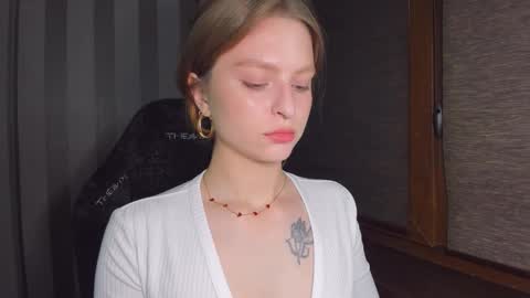 Snapshot of mollydangerous chatting on October 2025 05:24:02 PM Taisha online show from October 2025 05:24:02 PM