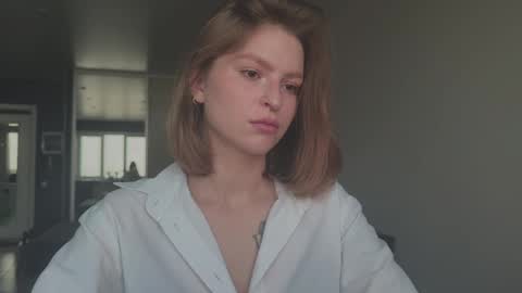 Snapshot of mollydangerous chatting on October 2025 05:52:01 AM Taisha online show from October 2025 05:52:01 AM