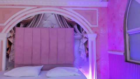 MollyDoll online show from May 2026 11:39:02 AM