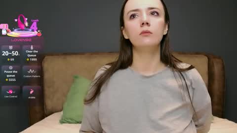 Molly online show from March 2026 10:09:01 PM