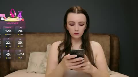 Snapshot of mollygreens chatting on April 2026 08:11:02 PM Molly online show from April 2026 08:11:02 PM