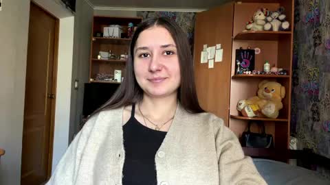 Molly online show from May 2026 09:06:01 AM