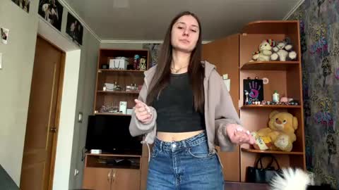 Molly online show from May 2026 08:12:02 AM