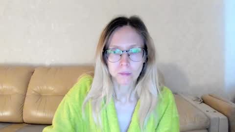 AngelMomm online show from February 2025 05:08:01 AM