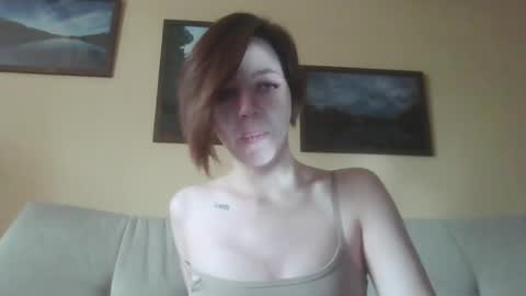 Snapshot of mollystouch chatting on April 2026 12:39:01 PM Amely online show from April 2026 12:39:01 PM