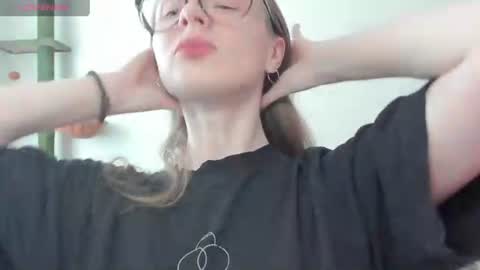 Snapshot of mollytucker chatting on July 2026 02:34:02 PM mollytucker online show from July 2026 02:34:02 PM
