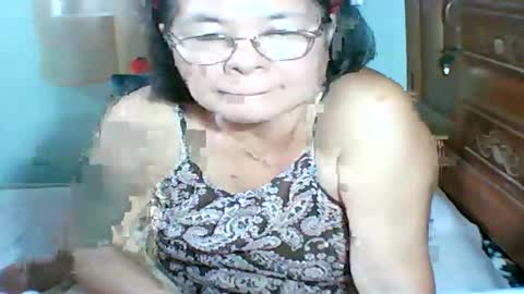 mombastic55 online show from May 2026 08:00:01 AM