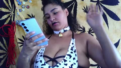 Snapshot of mommybubbles chatting on March 2026 02:17:01 PM Mommy bubbles online show from March 2026 02:17:01 PM