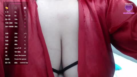 Daphne  online show from January 2025 11:03:01 PM