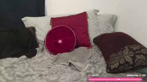 Snapshot of mommynatrix chatting on January 2025 01:43:02 AM Mommynatrix online show from January 2025 01:43:02 AM