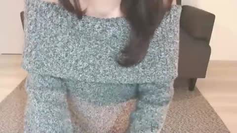 Momo online show from January 2025 03:50:02 AM