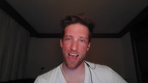 moms_little_monster online show from November 2025 08:10:01 PM