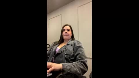 Snapshot of mona28__ chatting on November 2025 12:48:02 PM Mona online show from November 2025 12:48:02 PM