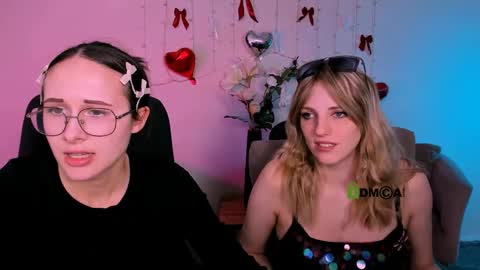 Mona  online show from April 2026 07:08:02 PM