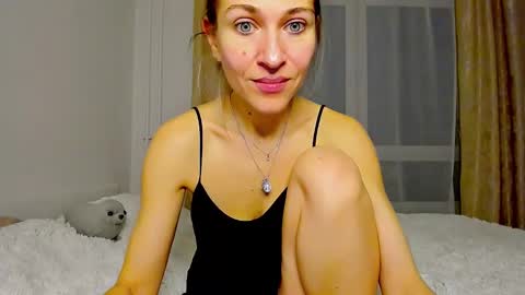 Mona online show from March 2025 09:24:01 PM