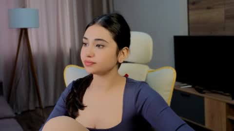 Snapshot of monarchbaby chatting on June 2026 04:20:01 AM Lana online show from June 2026 04:20:01 AM