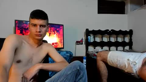 Snapshot of monarquia_ chatting on December 2024 10:56:01 PM nicolas online show from December 2024 10:56:01 PM