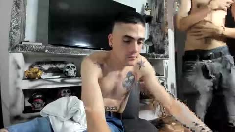 Snapshot of monarquia_ chatting on March 2026 10:46:01 PM nicolas online show from March 2026 10:46:01 PM