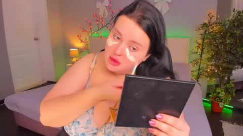 Monica online show from January 2026 01:37:02 PM