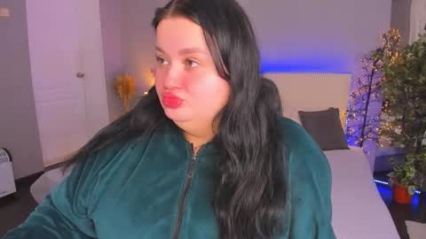 Monica online show from February 2026 06:51:01 AM