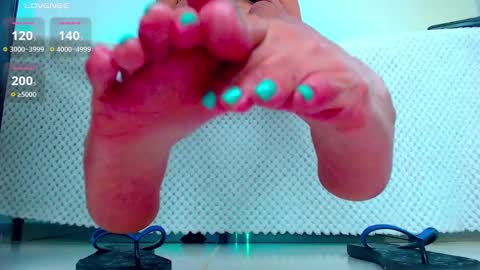 Snapshot of monica_walkert chatting on December 2024 10:05:01 PM monica_walkert online show from December 2024 10:05:01 PM