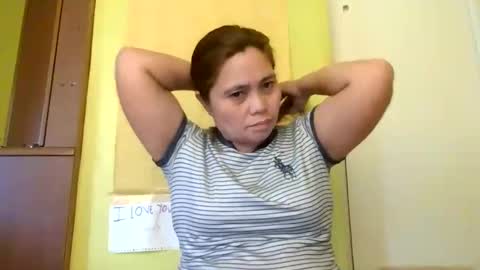 Snapshot of monicabrave79 chatting on May 2026 02:06:02 AM monicabrave79 online show from May 2026 02:06:02 AM