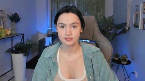 monica online show from March 2026 08:38:01 PM