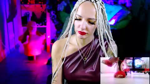 Monika online show from November 2025 10:26:01 AM