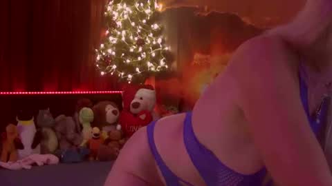 Monika    online show from December 2024 02:11:02 AM